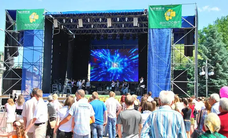 Outdoor LED Display :11 Instructive Tips for Choosing Outdoor LED Screen