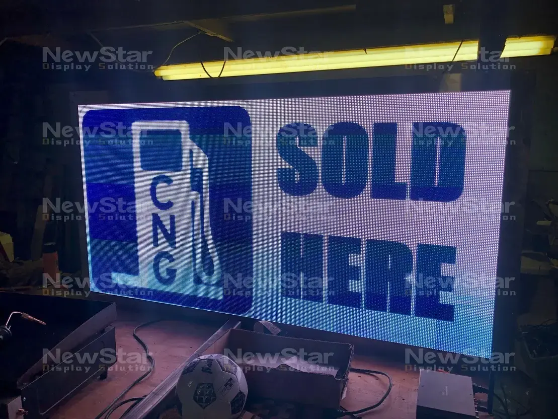 outdoor led billboard sign